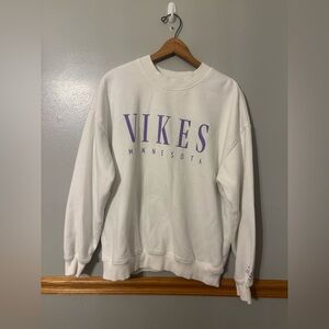 Minnesota Vikes White Crewneck Sweatshirt Boutique local Large